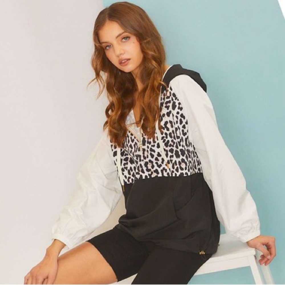 Leopard Contrast Windbreaker Hoodie Jacket Black & White NWT